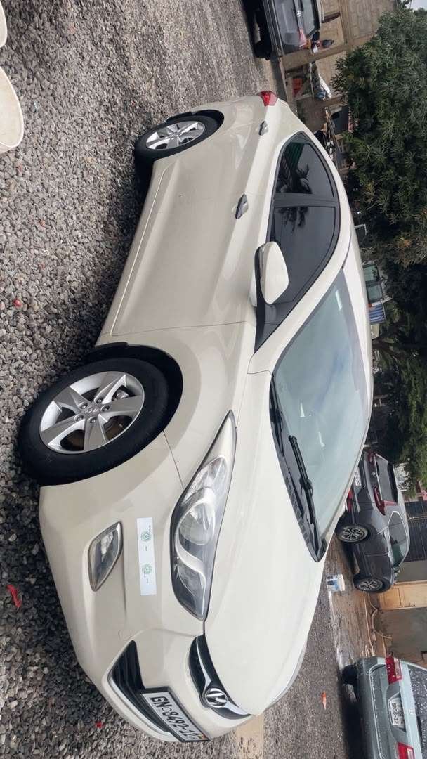 2012 Hyundai Elantra