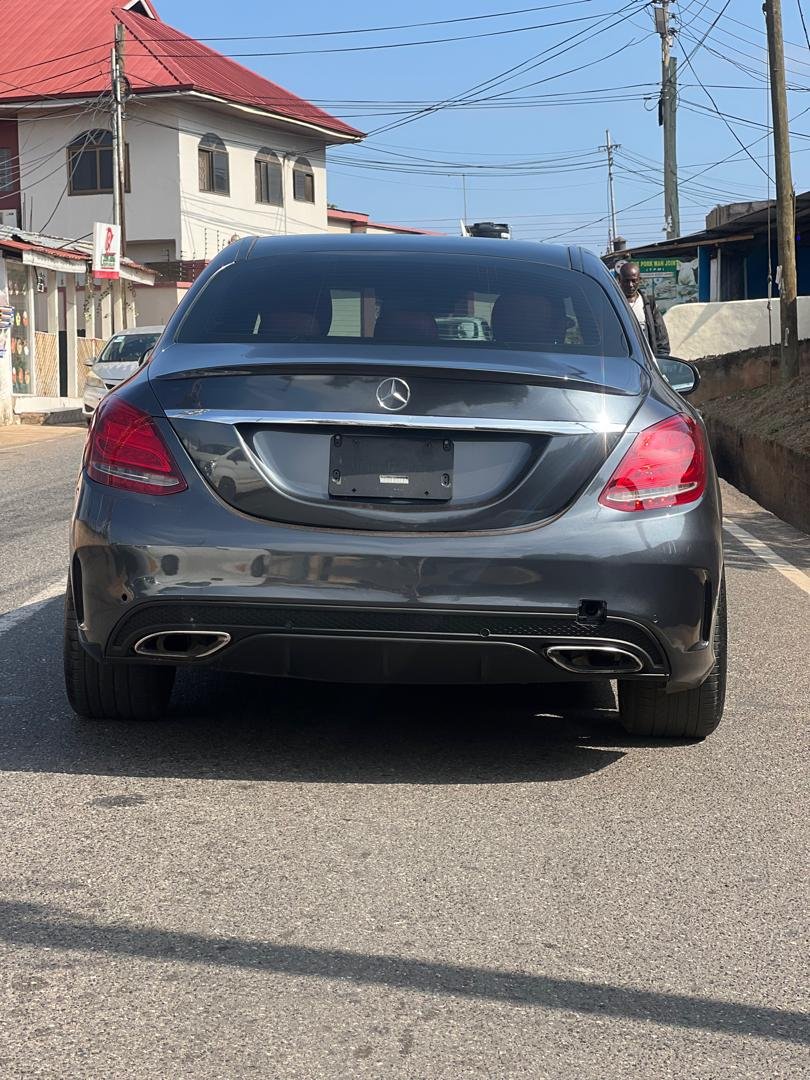 2017 Mercedes Benz C300
